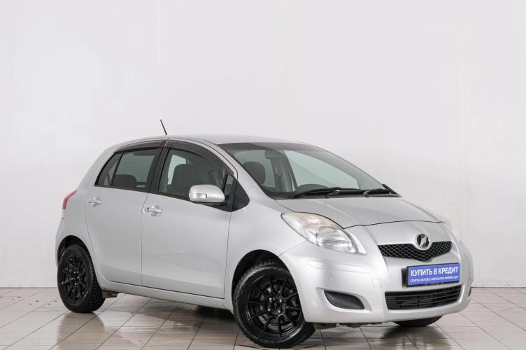 Автомобиль в рассрочку в Красноярске - Toyota Vitz 2010 года в Красноярске купить за 609000 рублей. 83475, Toyota Vitz 2010 года в Красноярске