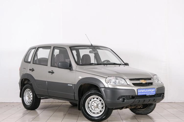 Автомобиль в рассрочку в Красноярске - Chevrolet Niva 2012 года в Красноярске купить за 659000 рублей. 81092, Chevrolet Niva 2012 года в Красноярске