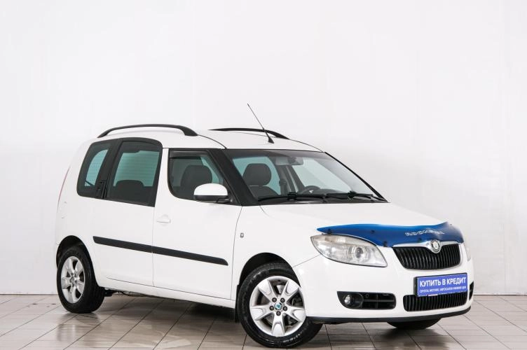 Автомобиль в рассрочку в Красноярске - Skoda Roomster 2009 года в Красноярске купить за 699000 рублей. 81930, Skoda Roomster 2009 года в Красноярске