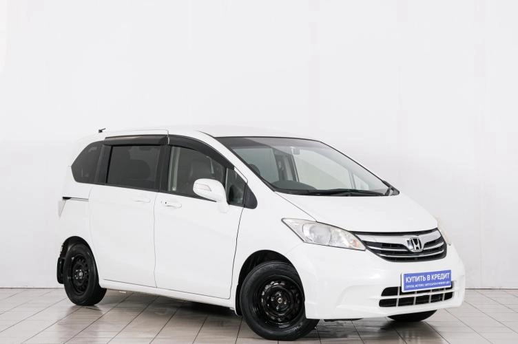 Автомобиль в рассрочку в Красноярске - Honda Freed 2014 года в Красноярске купить за 1299000 рублей. 91553, Honda Freed 2014 года в Красноярске