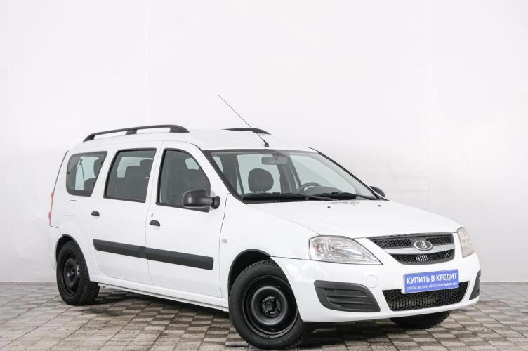 Автомобиль в рассрочку в Красноярске - ВАЗ (LADA) Largus 2017 года в Красноярске купить за 649000 рублей. 77248, ВАЗ (LADA) Largus 2017 года в Красноярске