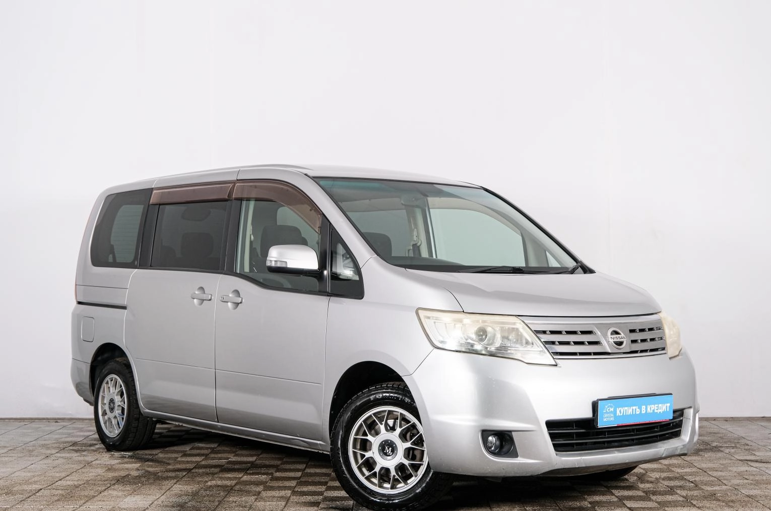 Автомобиль в рассрочку в Красноярске - Nissan Serena 2009 года в Красноярске купить за 999000 рублей. , Nissan Serena 2009 года в Красноярске