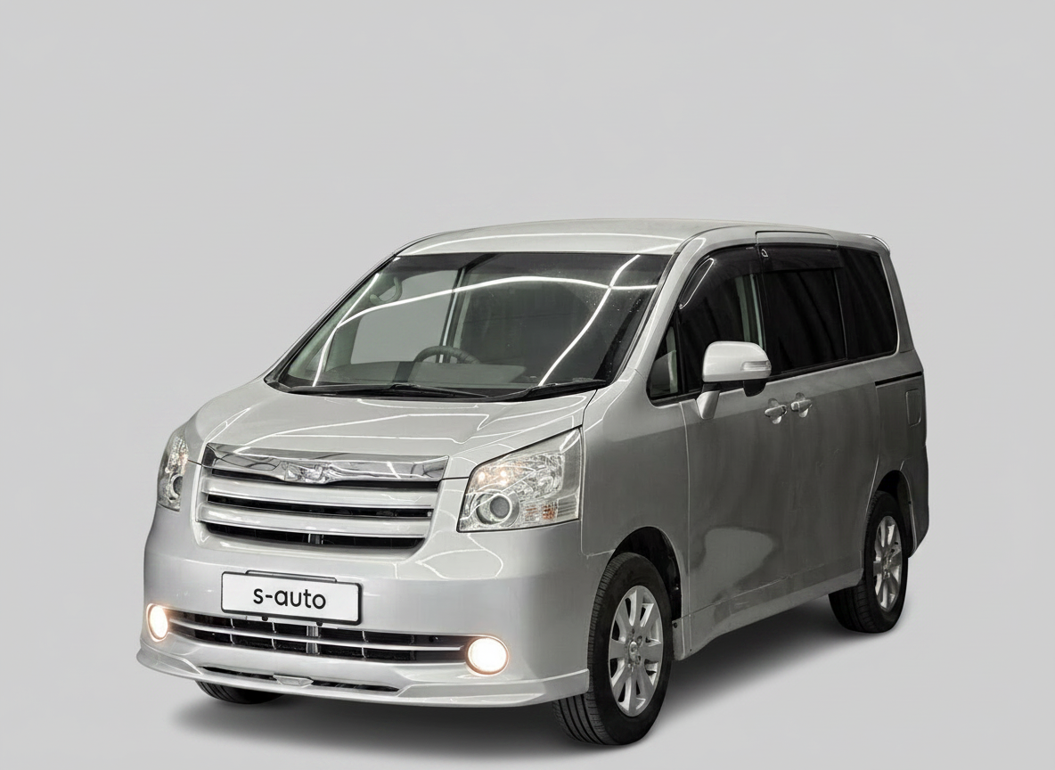 Автомобиль в рассрочку в Красноярске - Toyota Noah, II (R70) купить за 1120000 рублей. 90029, Toyota Noah, II (R70)