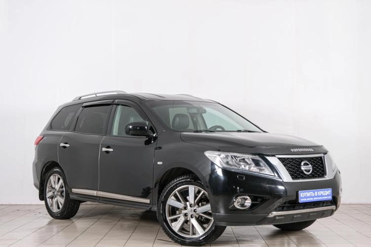 Автомобиль в рассрочку в Красноярске - Nissan Pathfinder 2015 года в Красноярске купить за 1989000 рублей. 81651, Nissan Pathfinder 2015 года в Красноярске