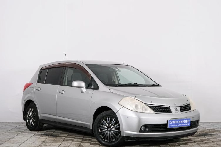 Автомобиль в рассрочку в Красноярске - Nissan Tiida 2004 года в Красноярске купить за 489000 рублей. 77178, Nissan Tiida 2004 года в Красноярске
