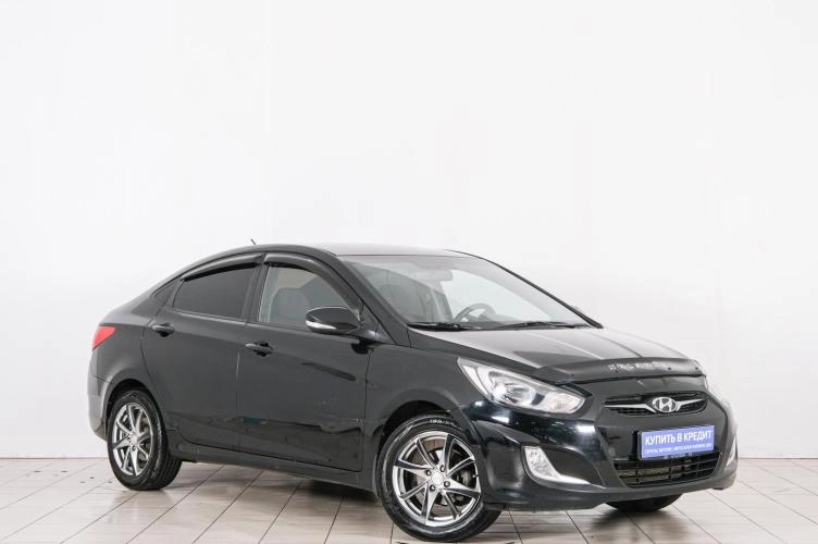 Автомобиль в рассрочку в Красноярске - Hyundai Solaris 2011 года в Красноярске купить за 799000 рублей. 83483, Hyundai Solaris 2011 года в Красноярске