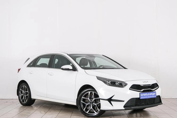Автомобиль в рассрочку в Красноярске - KIA cee'd 2022 года в Красноярске купить за 2119000 рублей. 84607, KIA cee'd 2022 года в Красноярске