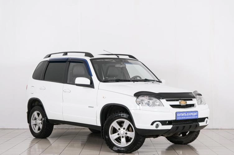 Автомобиль в рассрочку в Красноярске - Chevrolet Niva 2015 года в Красноярске купить за 629000 рублей. 91508, Chevrolet Niva 2015 года в Красноярске
