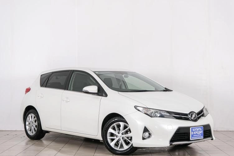 Автомобиль в рассрочку в Красноярске - Toyota Auris 2012 года в Красноярске купить за 1149000 рублей. 83480, Toyota Auris 2012 года в Красноярске