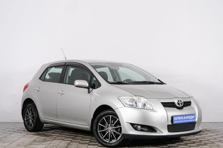 Автомобиль в рассрочку в Красноярске - Toyota Auris 2007 года в Красноярске купить за 639000 рублей. 77605, Toyota Auris 2007 года в Красноярске