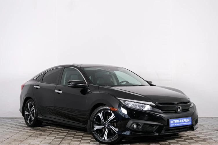 Автомобиль в рассрочку в Красноярске - Honda Civic 2017 года в Красноярске купить за 1699000 рублей. 74477, Honda Civic 2017 года в Красноярске