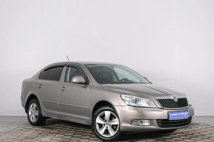 Автомобиль в рассрочку в Красноярске - Skoda Octavia 2013 года в Красноярске купить за 909000 рублей. 75893, Skoda Octavia 2013 года в Красноярске