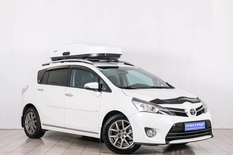Автомобиль в рассрочку в Красноярске - Toyota Verso 2014 года в Красноярске купить за 1899000 рублей. 89826, Toyota Verso 2014 года в Красноярске