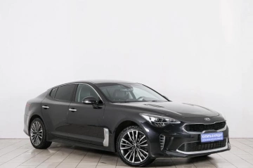 Каталог автомобилей в рассрочку в Красноярске - страница 6, KIA Stinger 2018 года в Красноярске