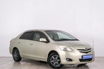 Каталог автомобилей в рассрочку в Красноярске - страница 12, Toyota Belta 2005 года в Красноярске