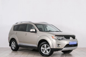 Каталог автомобилей в рассрочку в Красноярске - страница 9, Mitsubishi Outlander 2007 года в Красноярске