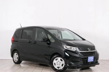 Каталог автомобилей в рассрочку в Красноярске - страница 4, Honda Freed 2020 года в Красноярске