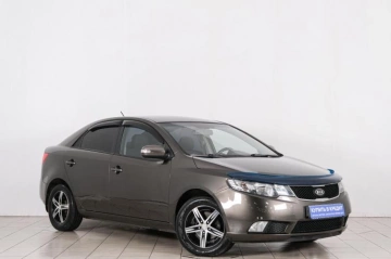 Каталог автомобилей в рассрочку в Красноярске - страница 4, KIA Cerato 2009 года в Красноярске
