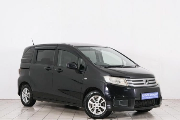 Каталог автомобилей в рассрочку в Красноярске - страница 15, Honda Freed 2011 года в Красноярске