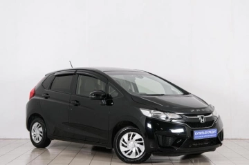 Каталог автомобилей в рассрочку в Красноярске - страница 5, Honda Fit 2016 года в Красноярске