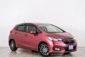 Каталог автомобилей в рассрочку в Красноярске - страница 3, Honda Fit 2018 года в Красноярске