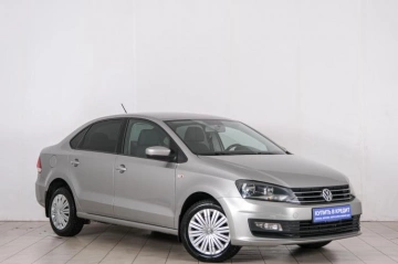 Каталог автомобилей в рассрочку в Красноярске - страница 15, Volkswagen Polo 2017 года в Красноярске