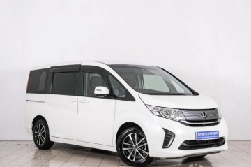 Каталог автомобилей в рассрочку в Красноярске - страница 5, Honda Stepwgn 2015 года в Красноярске