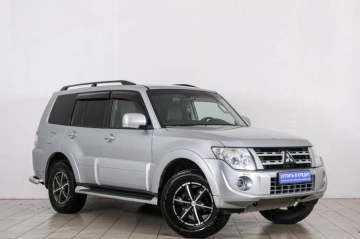 Каталог автомобилей в рассрочку в Красноярске - страница 5, Mitsubishi Pajero 2014 года в Красноярске