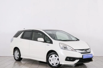 Каталог автомобилей в рассрочку в Красноярске - страница 12, Honda Fit Shuttle 2014 года в Красноярске