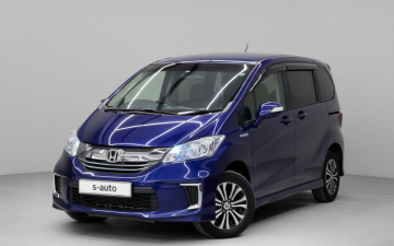 Каталог автомобилей в рассрочку в Красноярске - страница 11, Honda Freed, I Рестайлинг 2