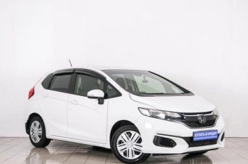 Каталог автомобилей в рассрочку в Красноярске, Honda Fit 2019 года в Красноярске