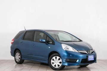 Каталог автомобилей в рассрочку в Красноярске - страница 16, Honda Fit Shuttle 2011 года в Красноярске