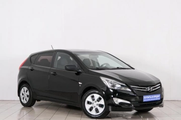 Каталог автомобилей в рассрочку в Красноярске - страница 12, Hyundai Solaris 2015 года в Красноярске